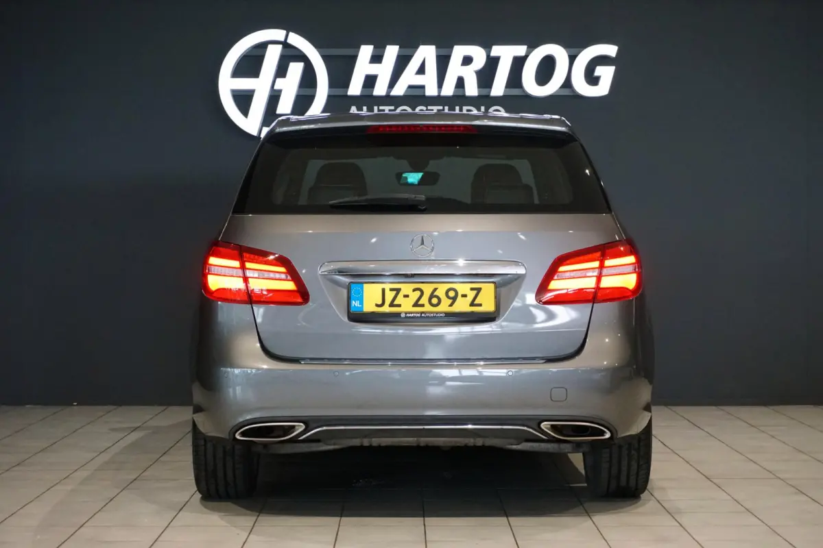 180 Prestige + CAMERA / NAVI / CLIMATE CONTROL