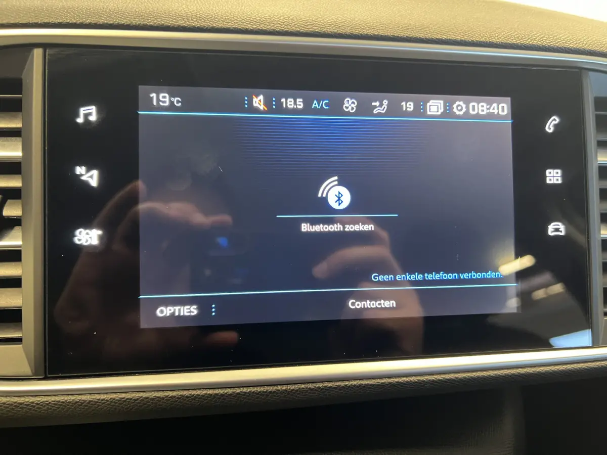 1.2 PureTech Blue Lease Active | Android Auto/Apple Carplay | LM Velgen 16" | Achteruitrijcamera | Cruise Control | Head-Up Display | Airco |