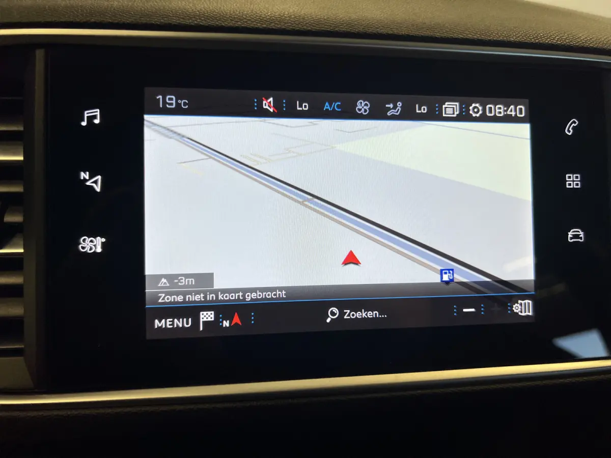 1.2 PureTech Blue Lease Active | Android Auto/Apple Carplay | LM Velgen 16" | Achteruitrijcamera | Cruise Control | Head-Up Display | Airco |