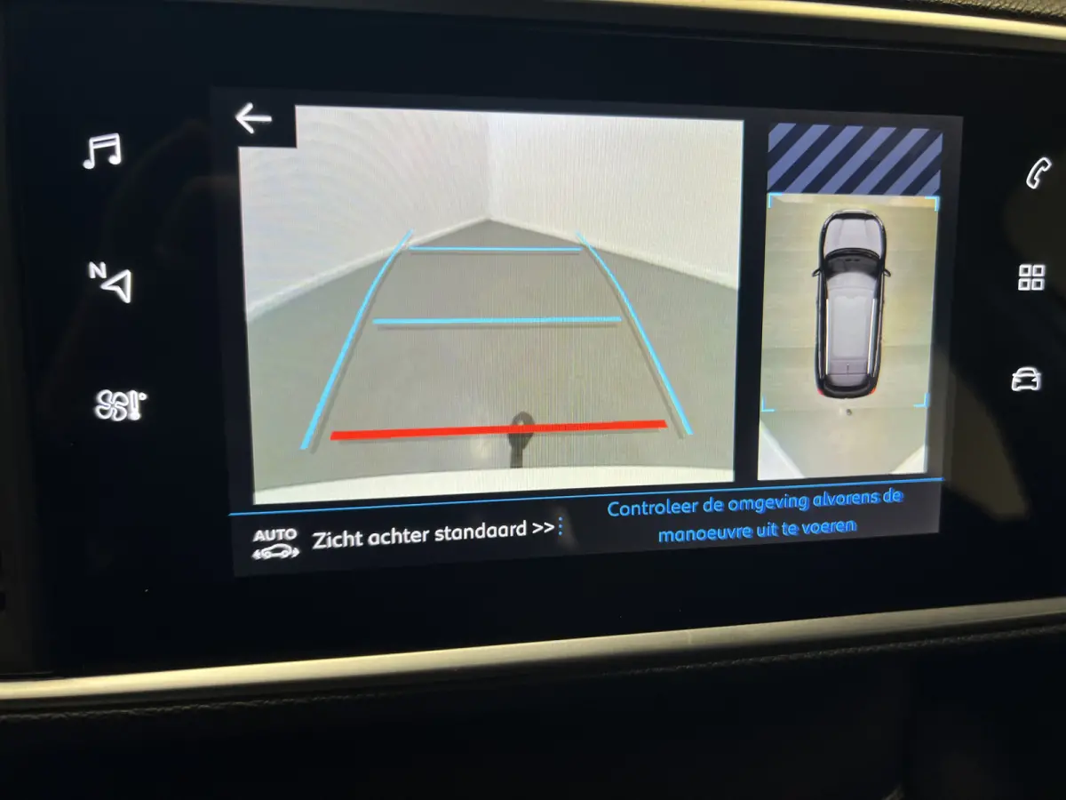 1.2 PureTech Blue Lease Active | Android Auto/Apple Carplay | LM Velgen 16" | Achteruitrijcamera | Cruise Control | Head-Up Display | Airco |