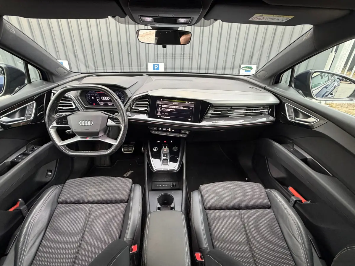 40 Launch edition S Competition 77 kWh|Soh 88%|ACC|Camera|Carplay