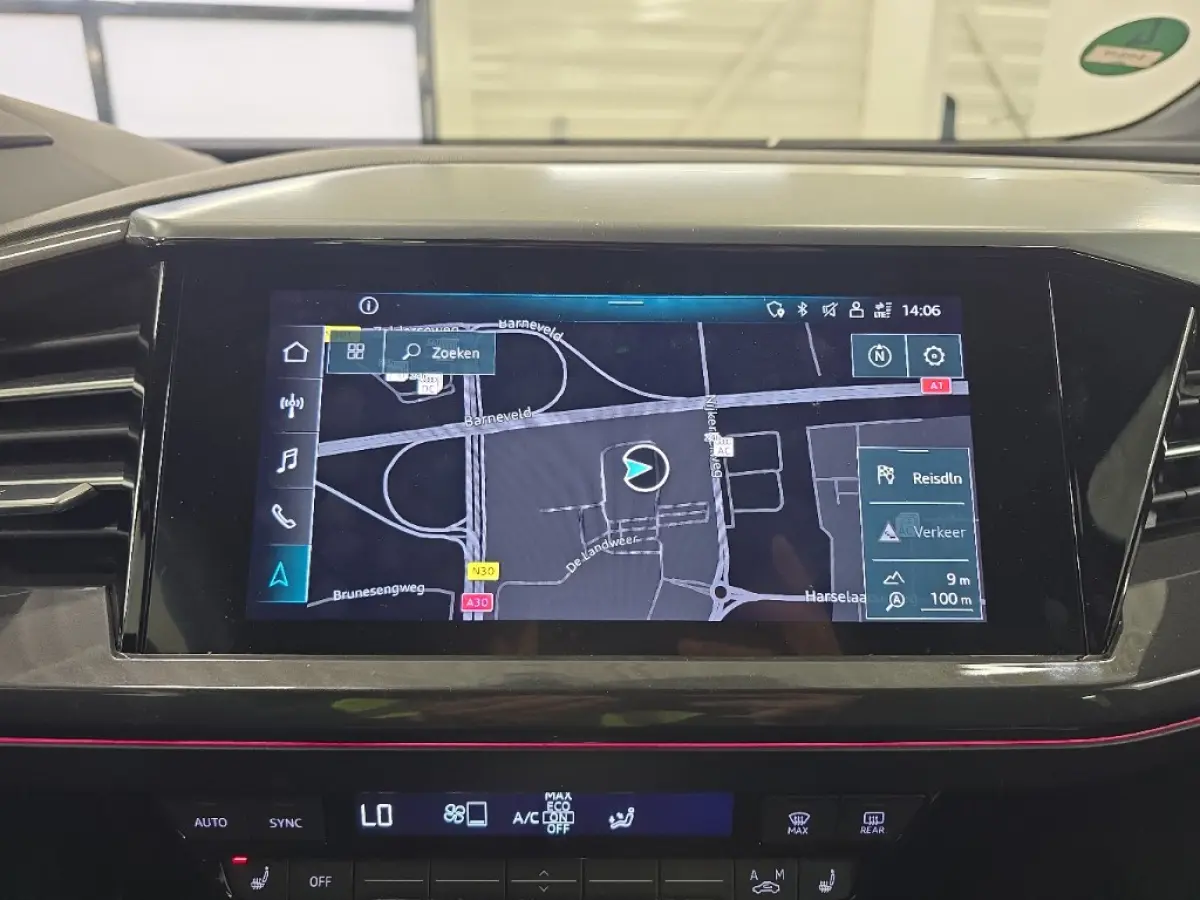 40 Launch edition S Competition 77 kWh|Soh 88%|ACC|Camera|Carplay