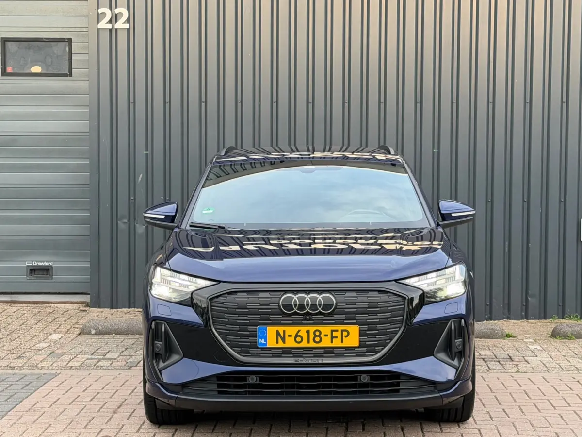 40 Launch edition S Competition 77 kWh|Soh 88%|ACC|Camera|Carplay