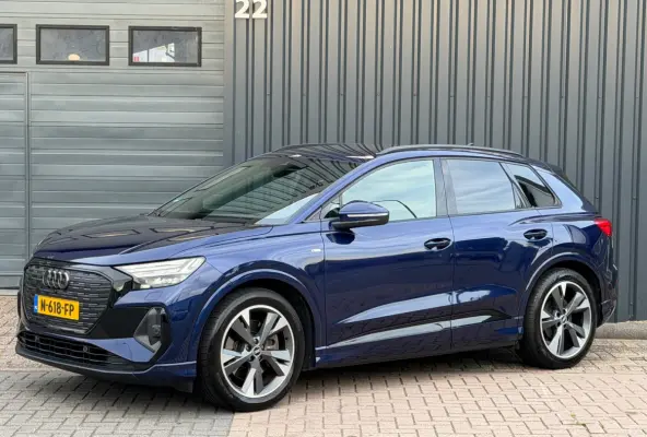 40 Launch edition S Competition 77 kWh|Soh 88%|ACC|Camera|Carplay