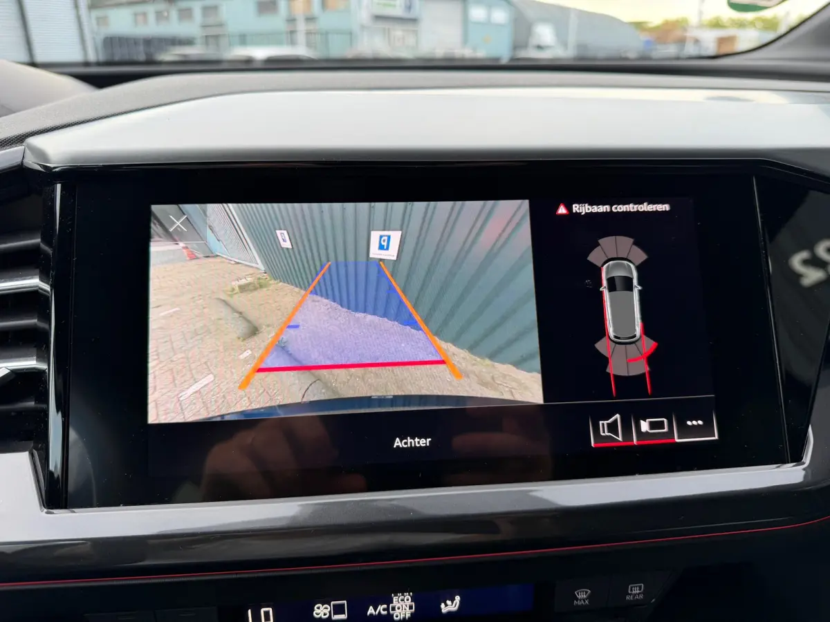 40 Launch edition S Competition 77 kWh|Soh 88%|ACC|Camera|Carplay