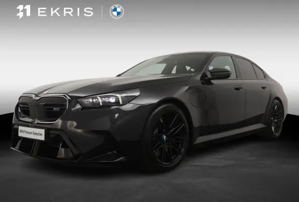 Sedan | M Driver's Pack | SoH 100% | Driving Assistant Professional | Parking Assistant Prof | Bowers & Wilkins | Stoelventilatie | Carbon Pack | Stuurwielrand verwarmd |