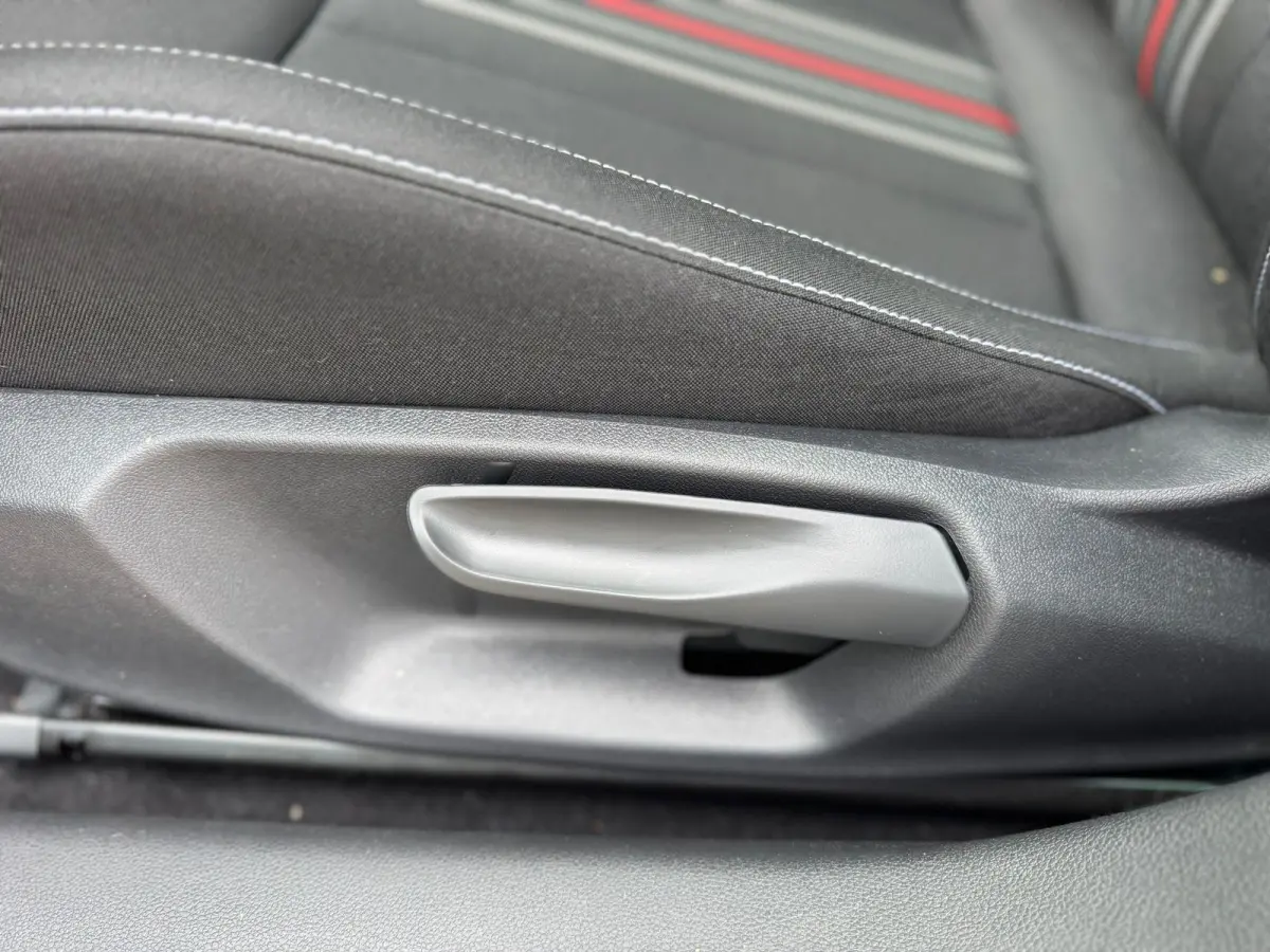 1.0 TSI Monte Carlo | Automaat | Matrix LED Koplampen | Climate Control | Apple Carplay/Android Auto | Panorama dak | Keyless-Entry | Achteruitrijcamera | Elektrische achterklep | Privacy Gl