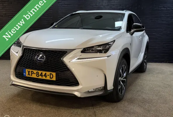 300h AWD F SPORT Luxury Line | DEALER ONDERH CAMERA