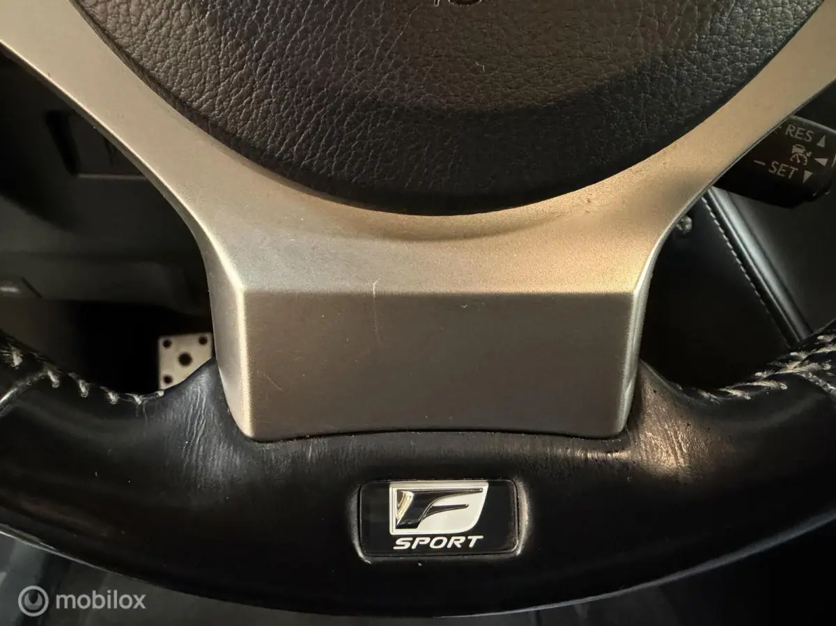 300h AWD F SPORT Luxury Line | DEALER ONDERH CAMERA