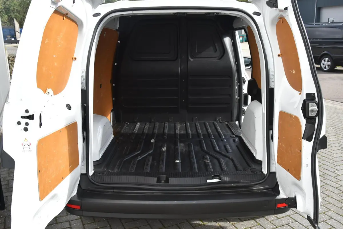 bestel 108 CDI L1 Pro