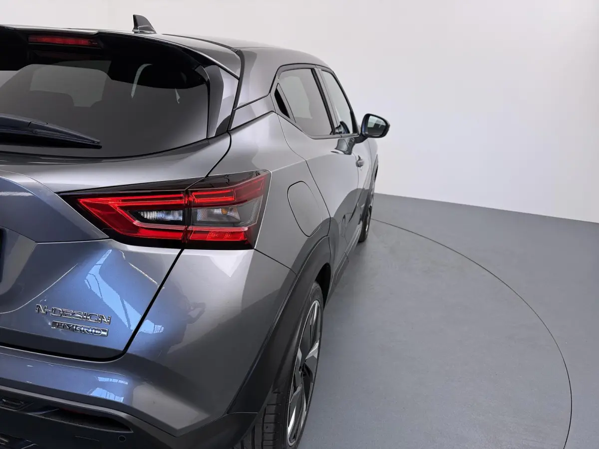 1.6 Hybrid N-Design | Stoel-, Stuur- & Voorruitverw. | | Parkeercamera | Navigatie |
