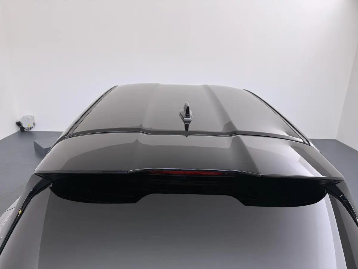 1.6 Hybrid N-Design | Stoel-, Stuur- & Voorruitverw. | | Parkeercamera | Navigatie |