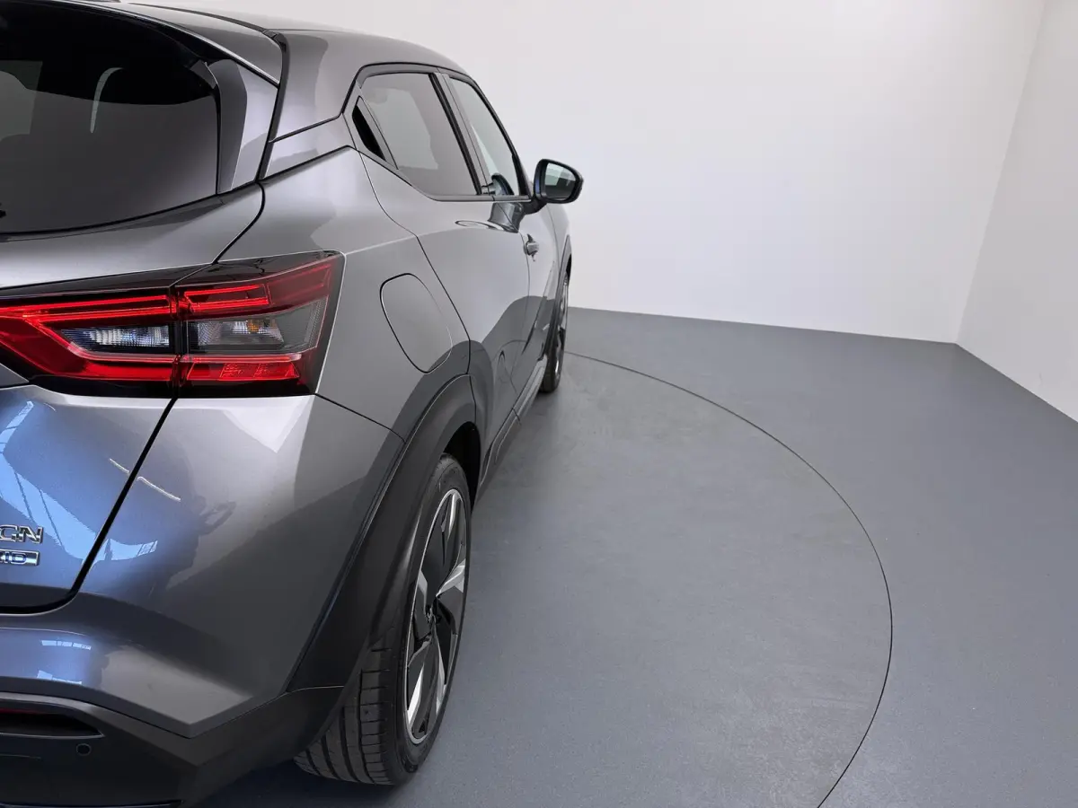 1.6 Hybrid N-Design | Stoel-, Stuur- & Voorruitverw. | | Parkeercamera | Navigatie |