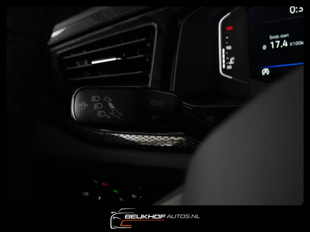 1.0 TSI R-Line Business Automaat Carplay