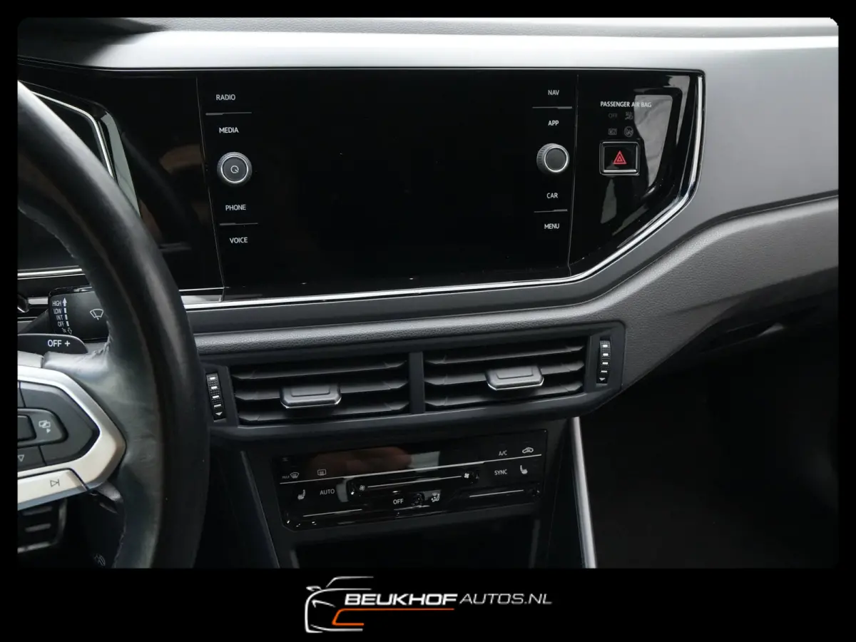 1.0 TSI R-Line Business Automaat Carplay