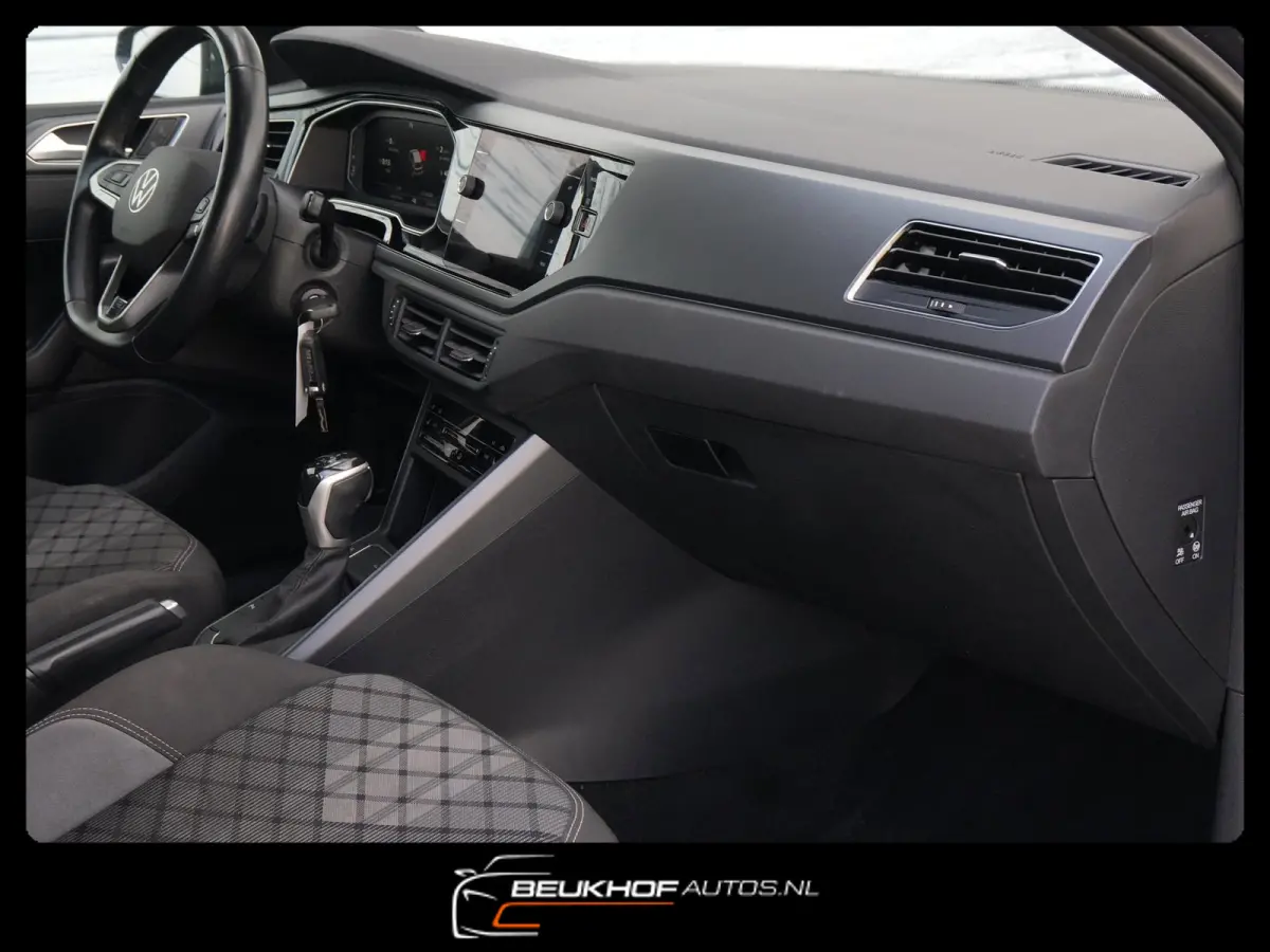 1.0 TSI R-Line Business Automaat Carplay