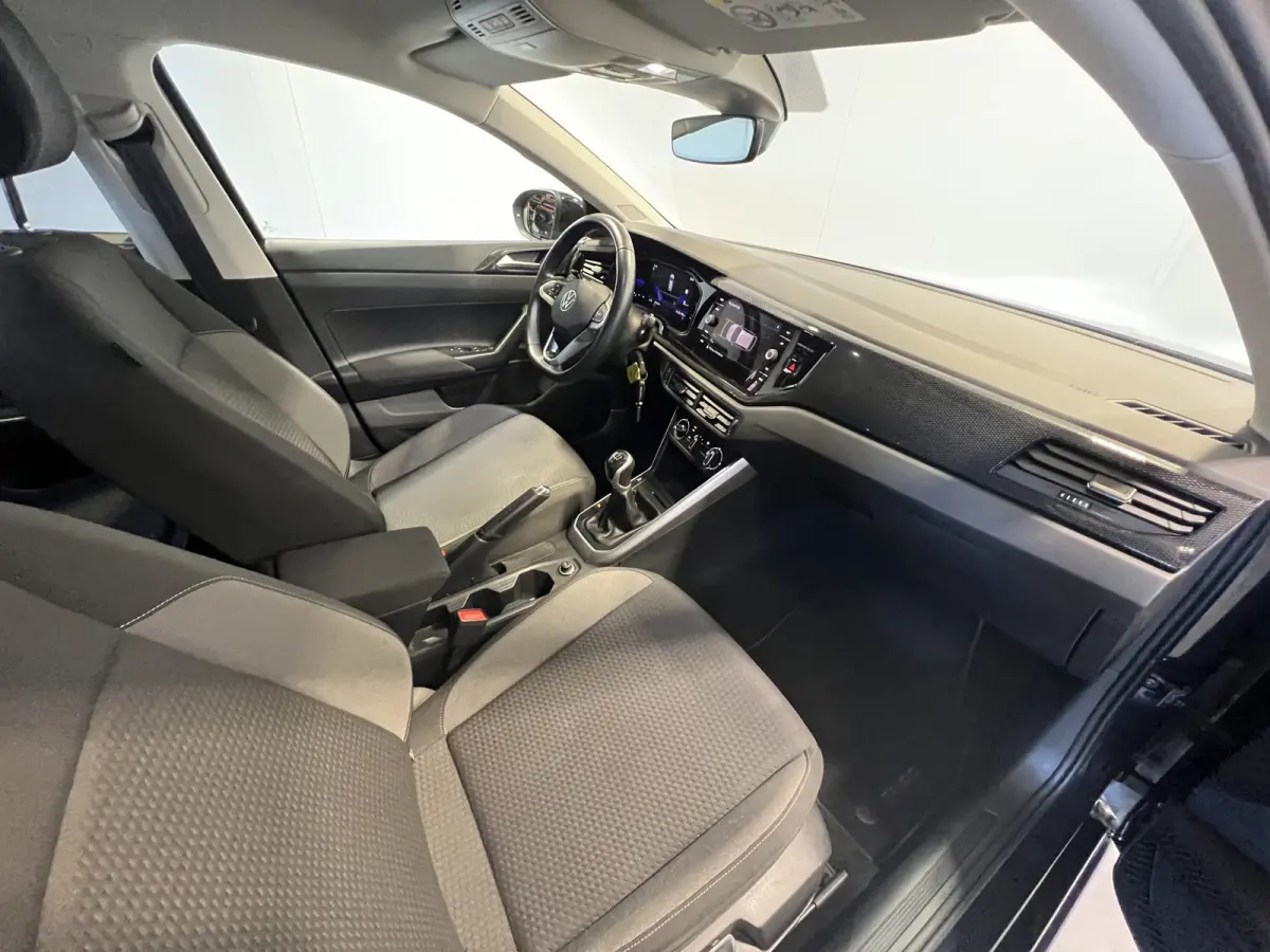 1.0 TSI Life | Navigatie/Android Auto/Apple Carplay | LM Velgen 17" | PDC Voor en Achter | Cruise Control Adaptief | Airco |