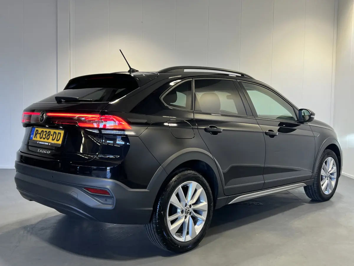 1.0 TSI Life | Navigatie/Android Auto/Apple Carplay | LM Velgen 17" | PDC Voor en Achter | Cruise Control Adaptief | Airco |