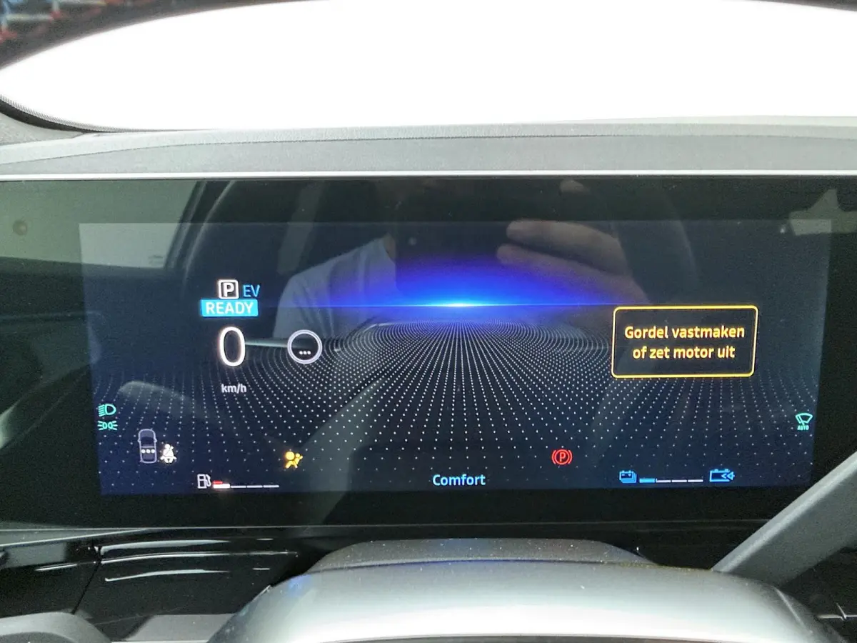 techno esprit Alpine E-Tech full hybrid 200 | SoH 94% | Parkeercamera | Google Navigatie |