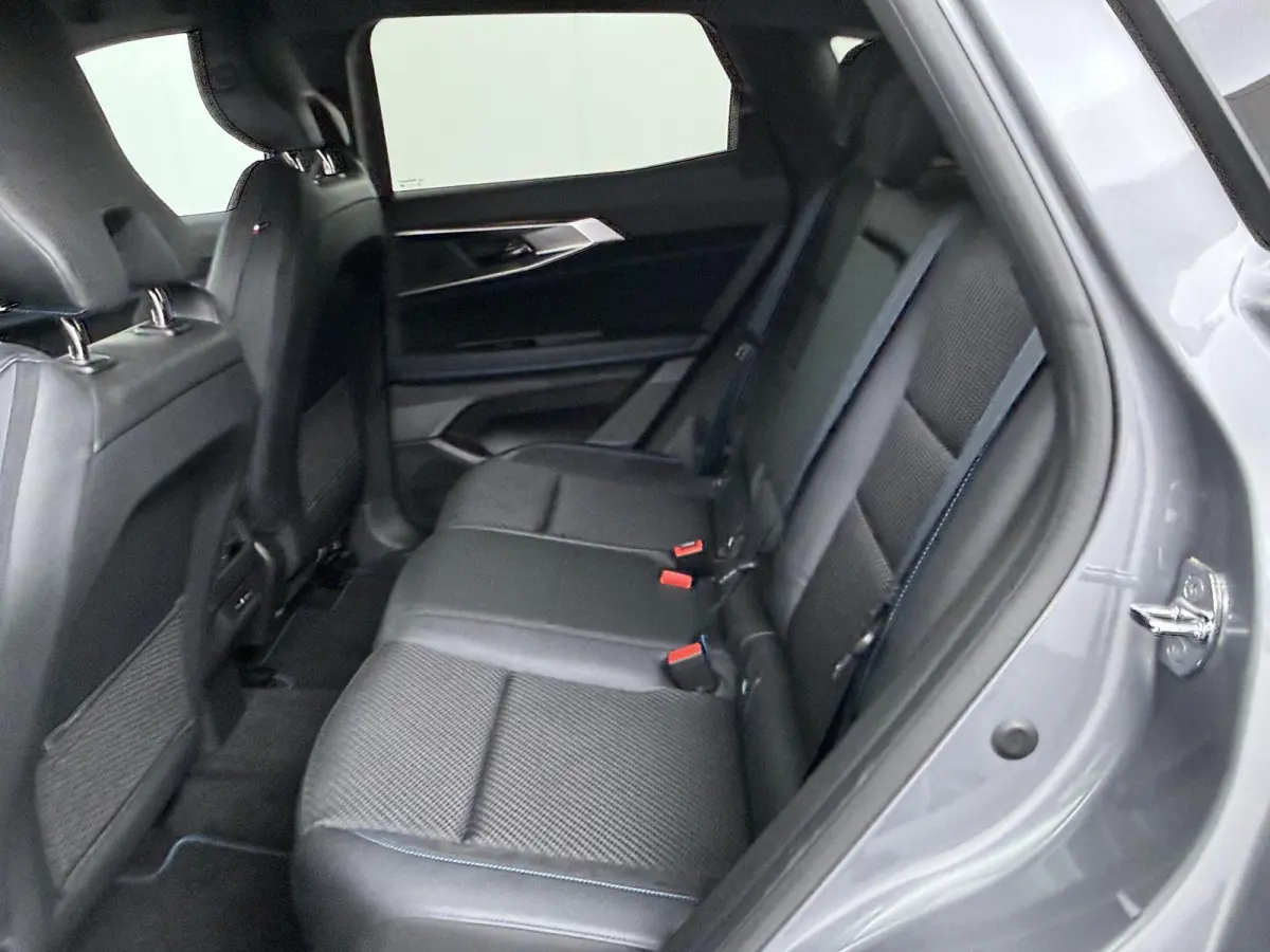 techno esprit Alpine E-Tech full hybrid 200 | SoH 94% | Parkeercamera | Google Navigatie |
