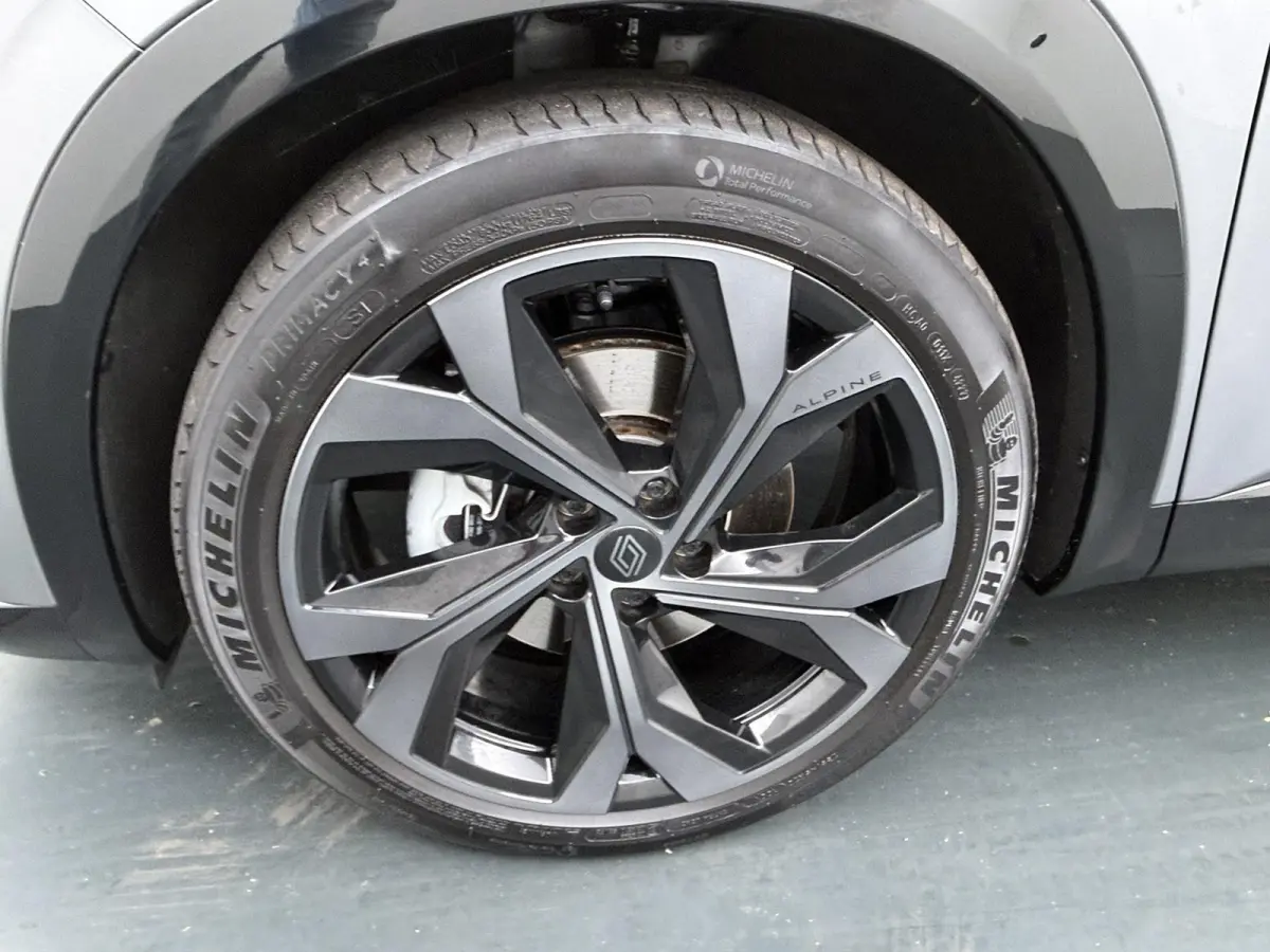 techno esprit Alpine E-Tech full hybrid 200 | SoH 94% | Parkeercamera | Google Navigatie |