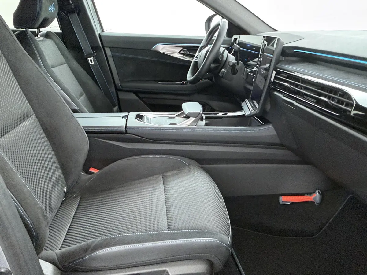 techno esprit Alpine E-Tech full hybrid 200 | SoH 94% | Parkeercamera | Google Navigatie |