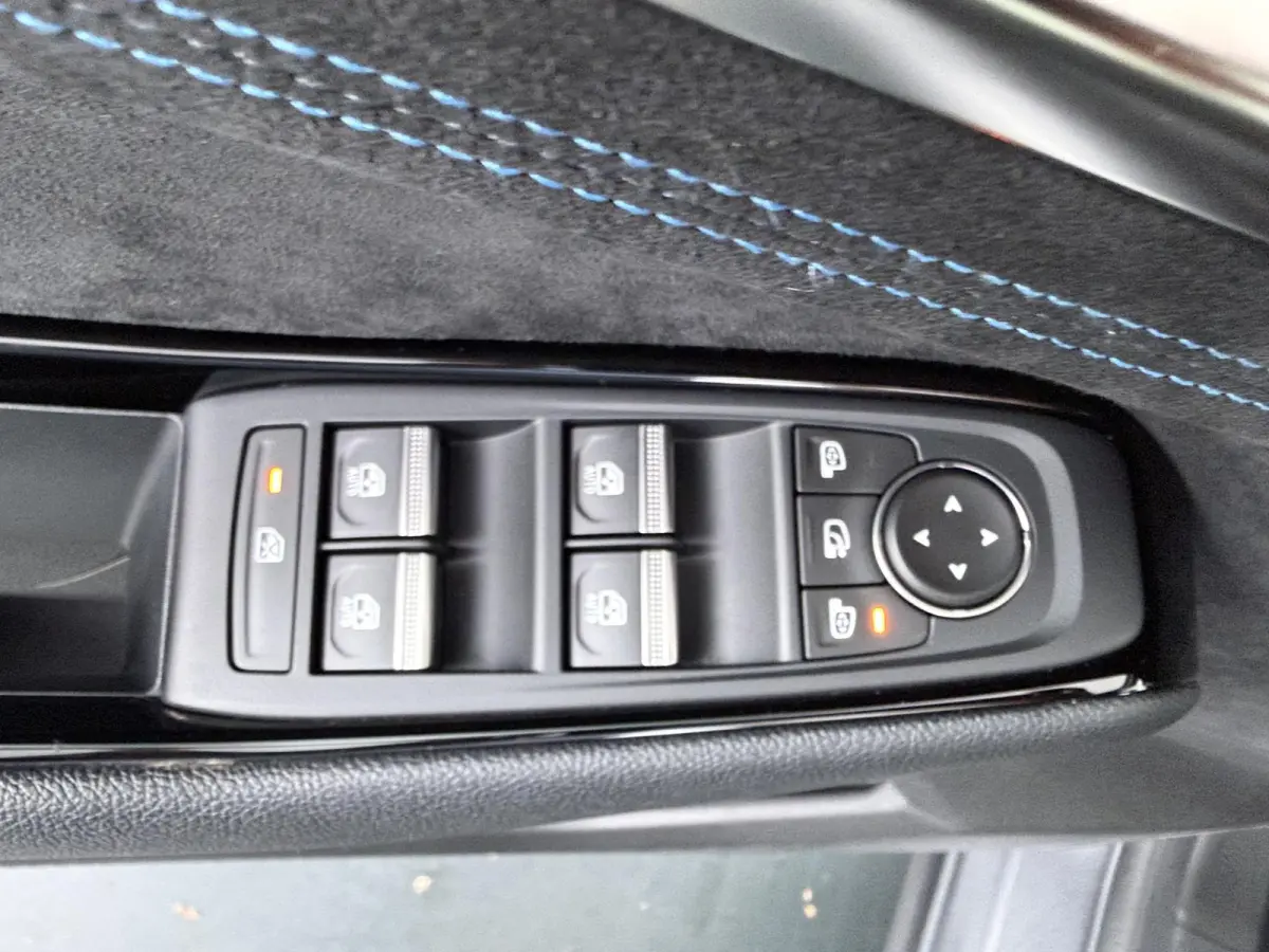 techno esprit Alpine E-Tech full hybrid 200 | SoH 94% | Parkeercamera | Google Navigatie |