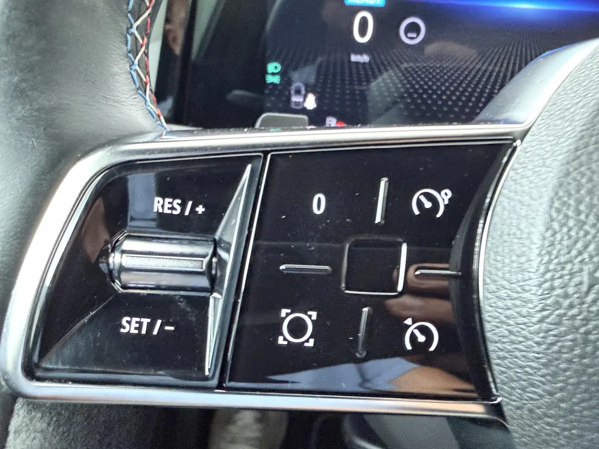 techno esprit Alpine E-Tech full hybrid 200 | SoH 94% | Parkeercamera | Google Navigatie |