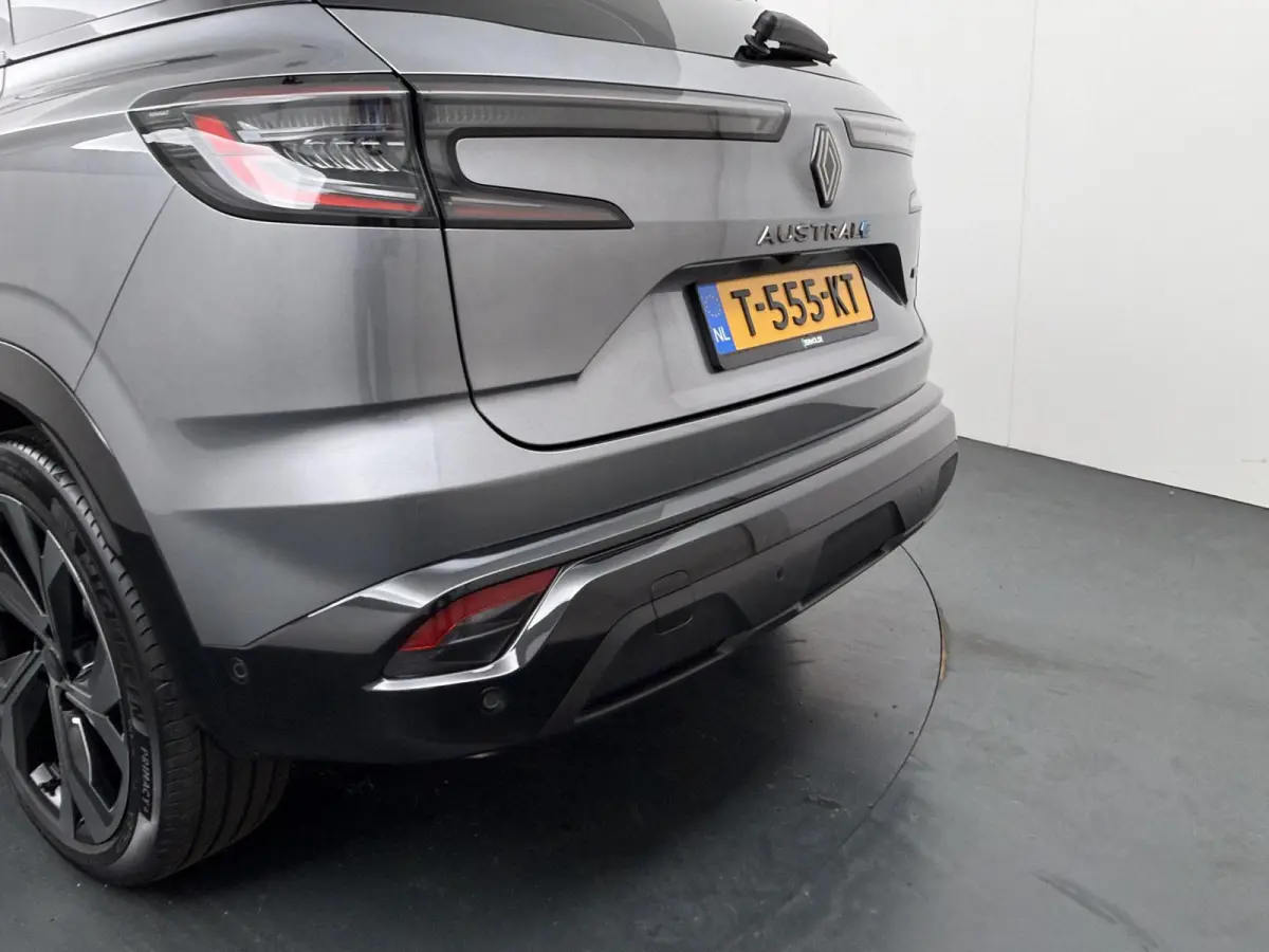 techno esprit Alpine E-Tech full hybrid 200 | SoH 94% | Parkeercamera | Google Navigatie |