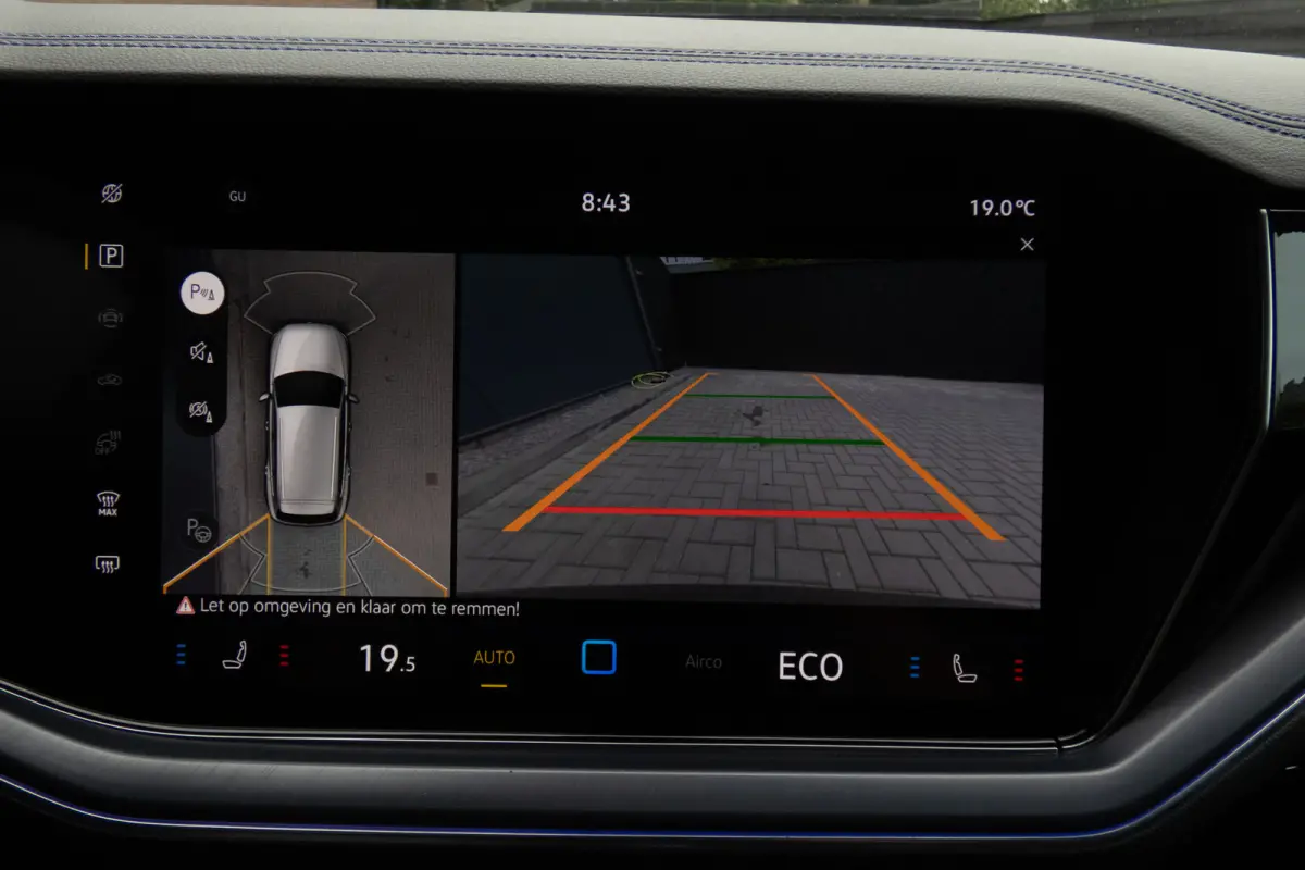 3.0 TSi eHybrid 4MOTION R | Panoramadak | Luchtvering | 360°| HUD | Nachtzicht | R-line
