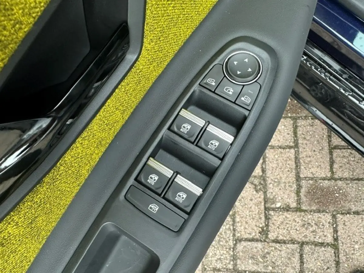 Comfort range iconic cinq 52 kWh | INCL. V2G LADER | WINTERPACK | CAMERA
