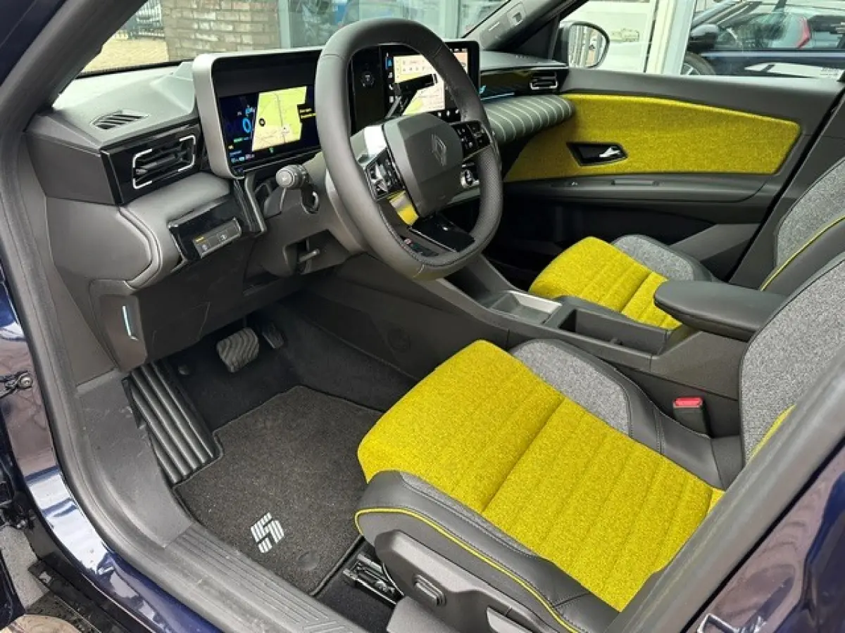 Comfort range iconic cinq 52 kWh | INCL. V2G LADER | WINTERPACK | CAMERA