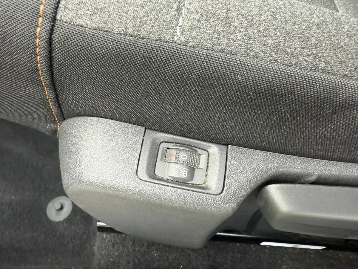 1.2 PureTech Shine,Navi, Camera, Airco, Dealer auto, 1ste eigenaar, Keyless, INC BTW