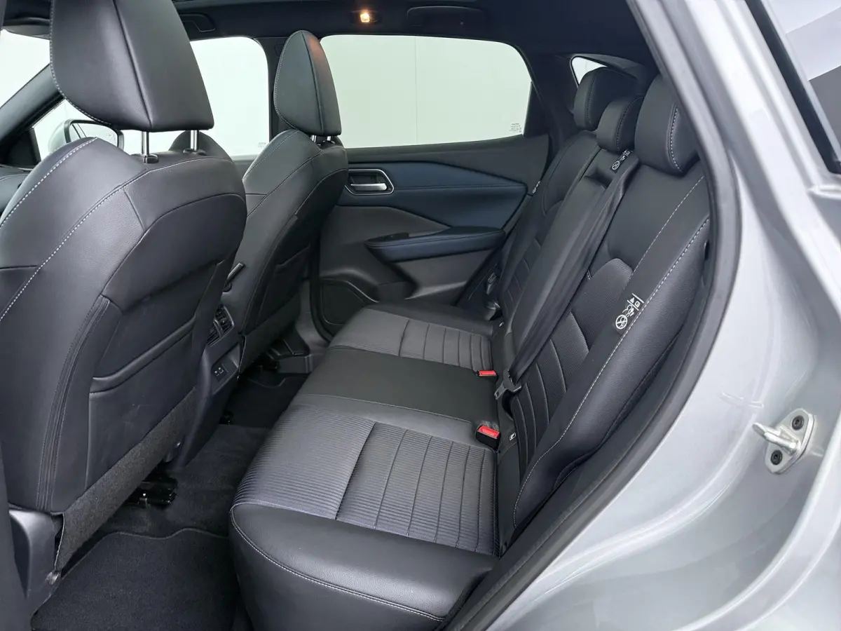 1.3 MHEV Xtronic Tekna | Panoramadak | Stoel-, Stuur- & Voorruitverw. | Trekhaak |