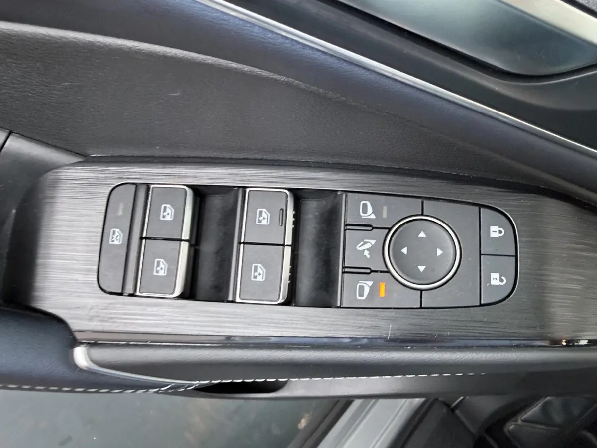 1.3 MHEV Xtronic Tekna | Panoramadak | Stoel-, Stuur- & Voorruitverw. | Trekhaak |