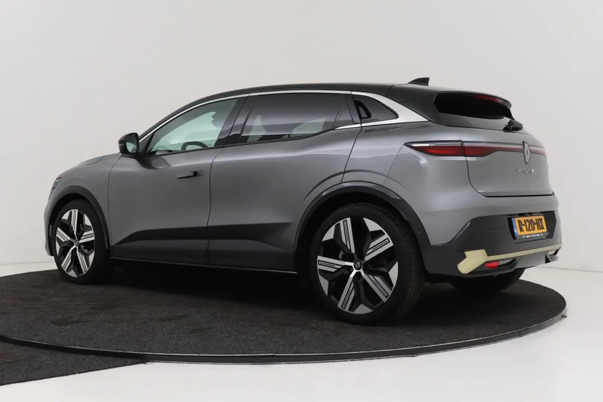 EV60 Optimum Charge Iconic | Org. NL | Android Automotive | CarPlay | Massage | Stoelverwarming | 360 Camera