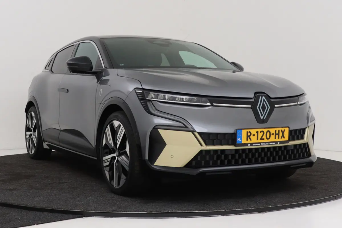 EV60 Optimum Charge Iconic | Org. NL | Android Automotive | CarPlay | Massage | Stoelverwarming | 360 Camera