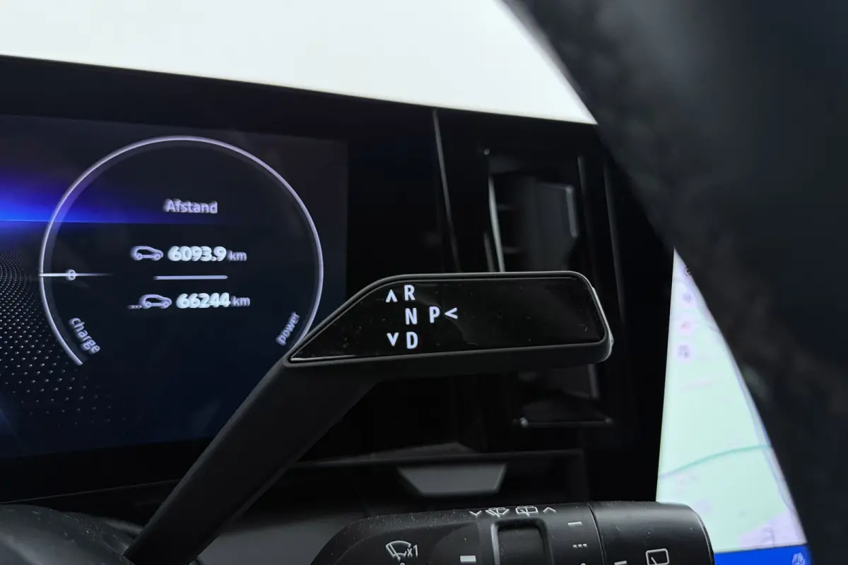 EV60 Optimum Charge Iconic | Org. NL | Android Automotive | CarPlay | Massage | Stoelverwarming | 360 Camera