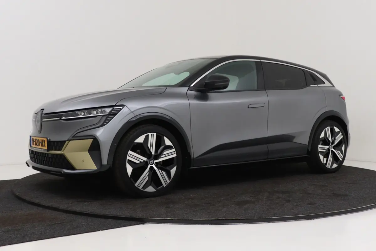 EV60 Optimum Charge Iconic | Org. NL | Android Automotive | CarPlay | Massage | Stoelverwarming | 360 Camera