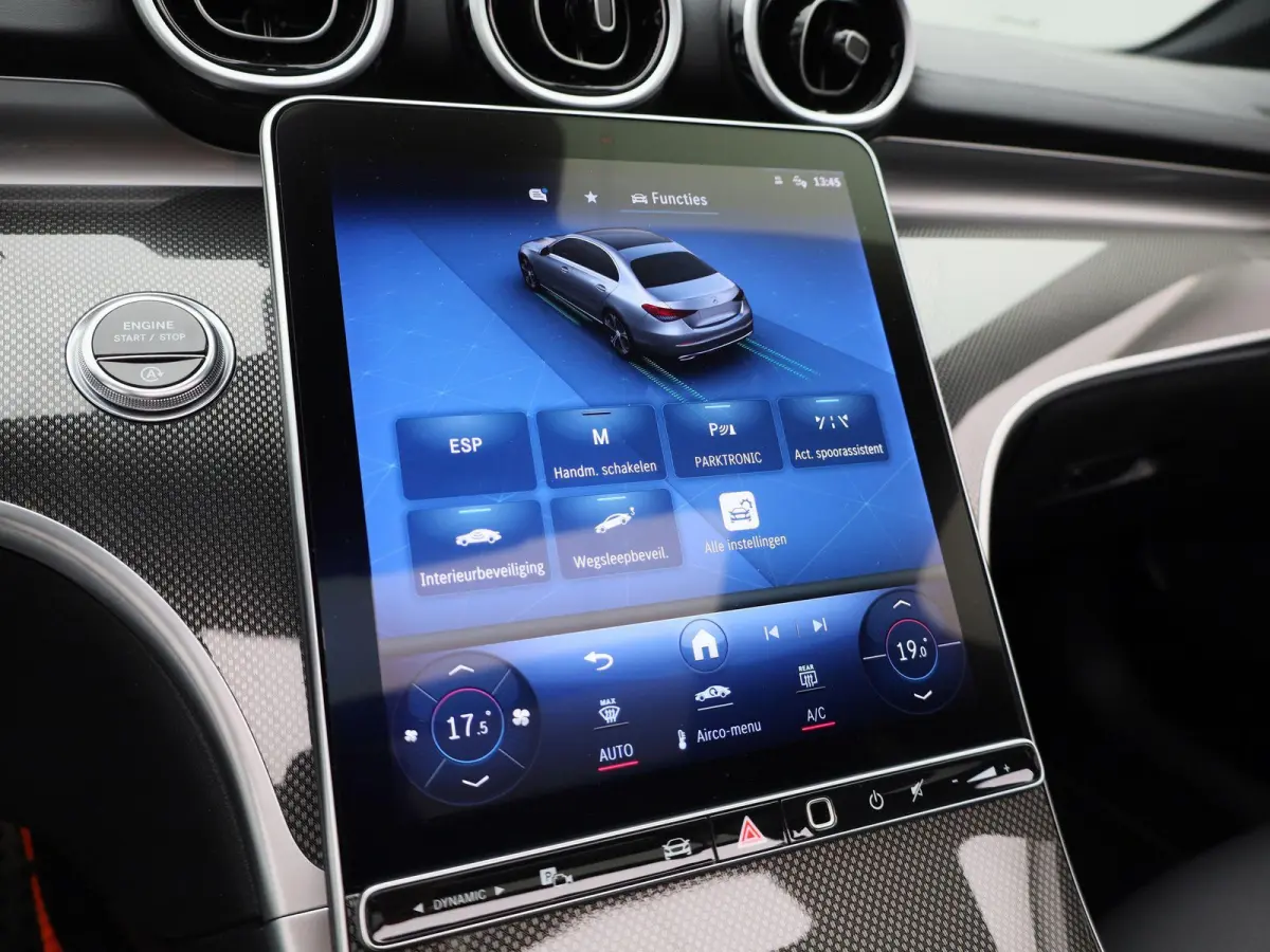 180 AMG Line | Automaat | Panoramadak | Apple Carplay / Android Auto | Trekhaak | Virtual cockpit | Sfeer verlichting | Leder | Navigatie | Climate control | Camera | Parkeer sensoren | LMV 