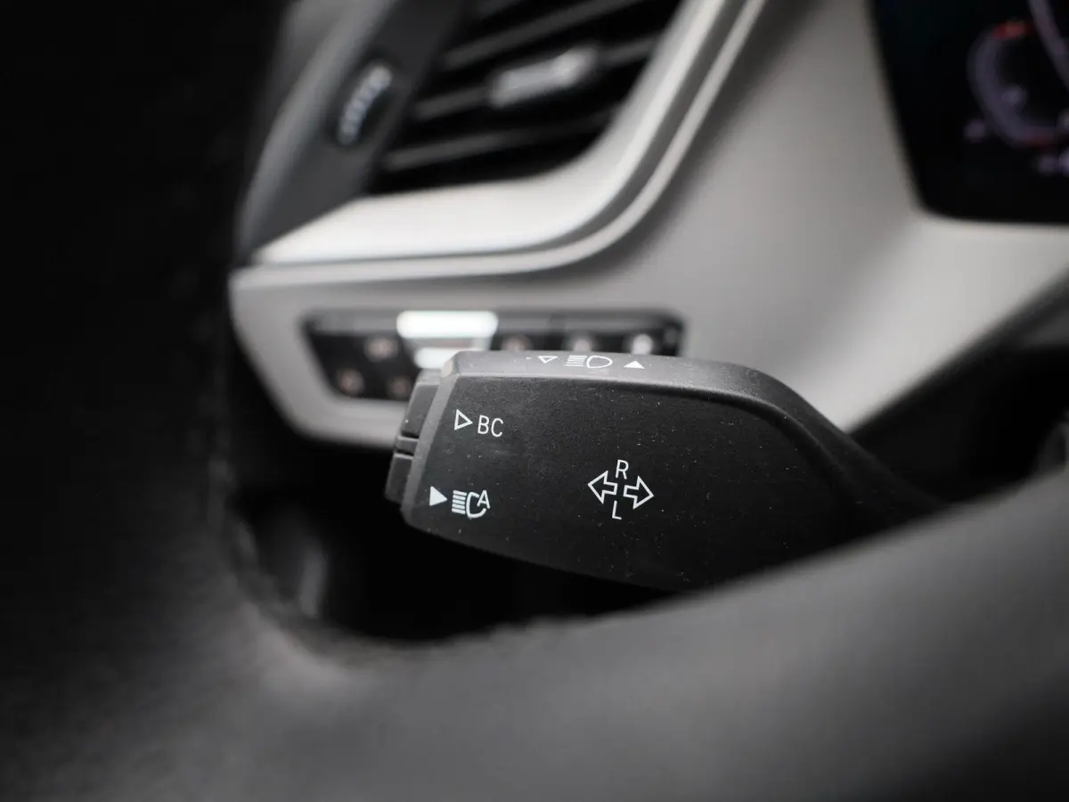 116i Executive | Automaat | Parkeer sensoren | Navigatie | Virtual cockpit | Cruise control | Bluetooth | Apple Carplay | Stoel verwarming | Climate control