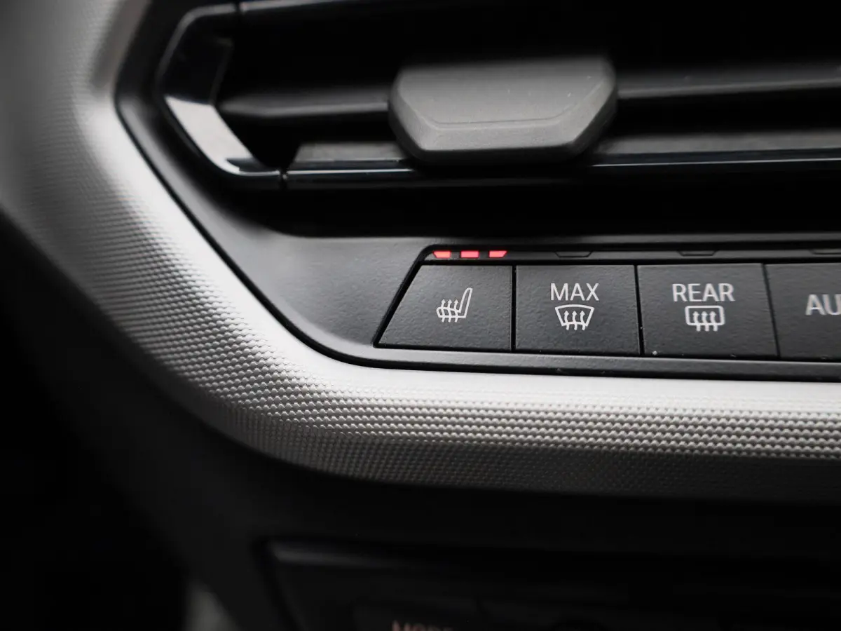 116i Executive | Automaat | Parkeer sensoren | Navigatie | Virtual cockpit | Cruise control | Bluetooth | Apple Carplay | Stoel verwarming | Climate control