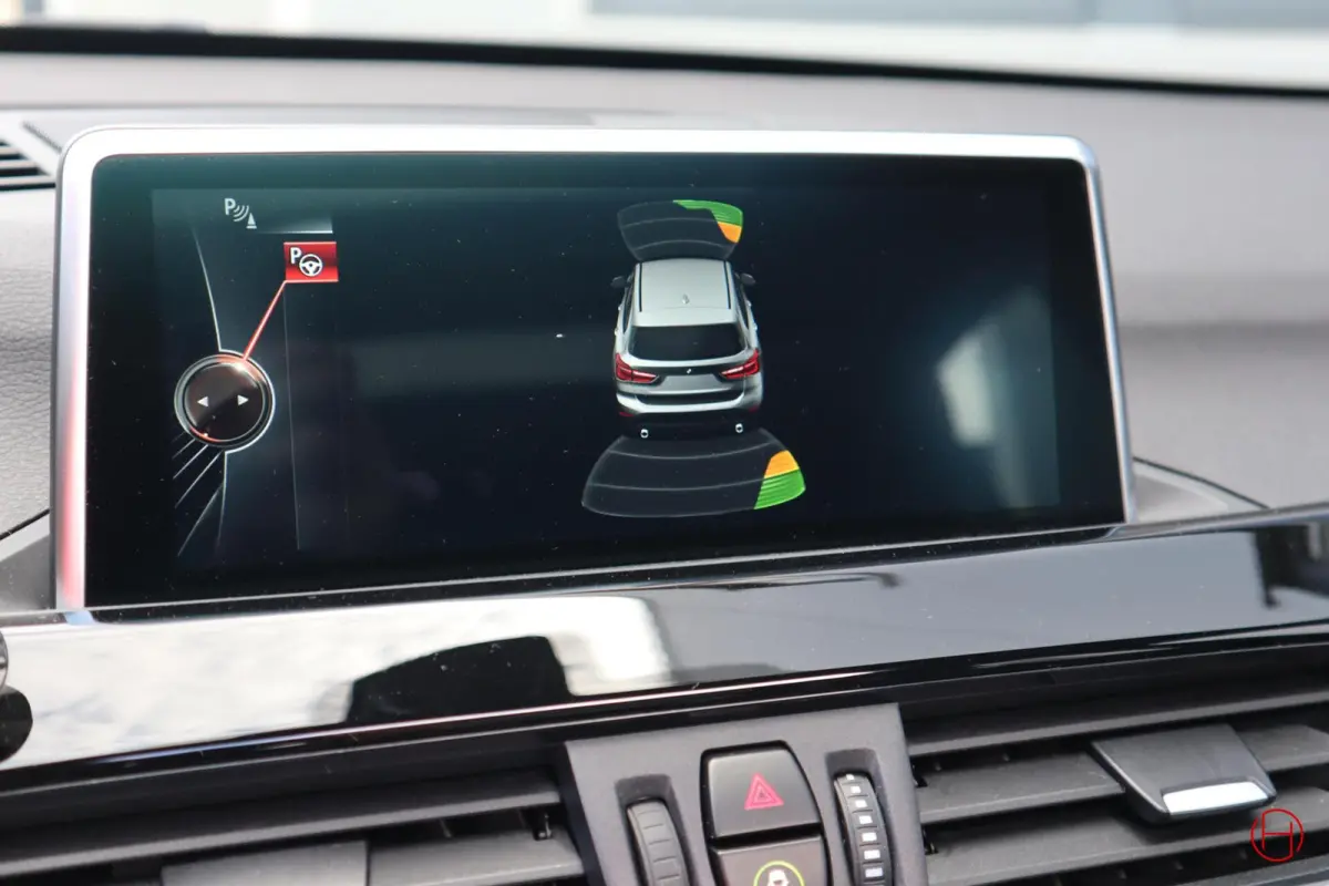 sDrive20i M-Sport / Panoramadak / Leder / Cruise / PDC