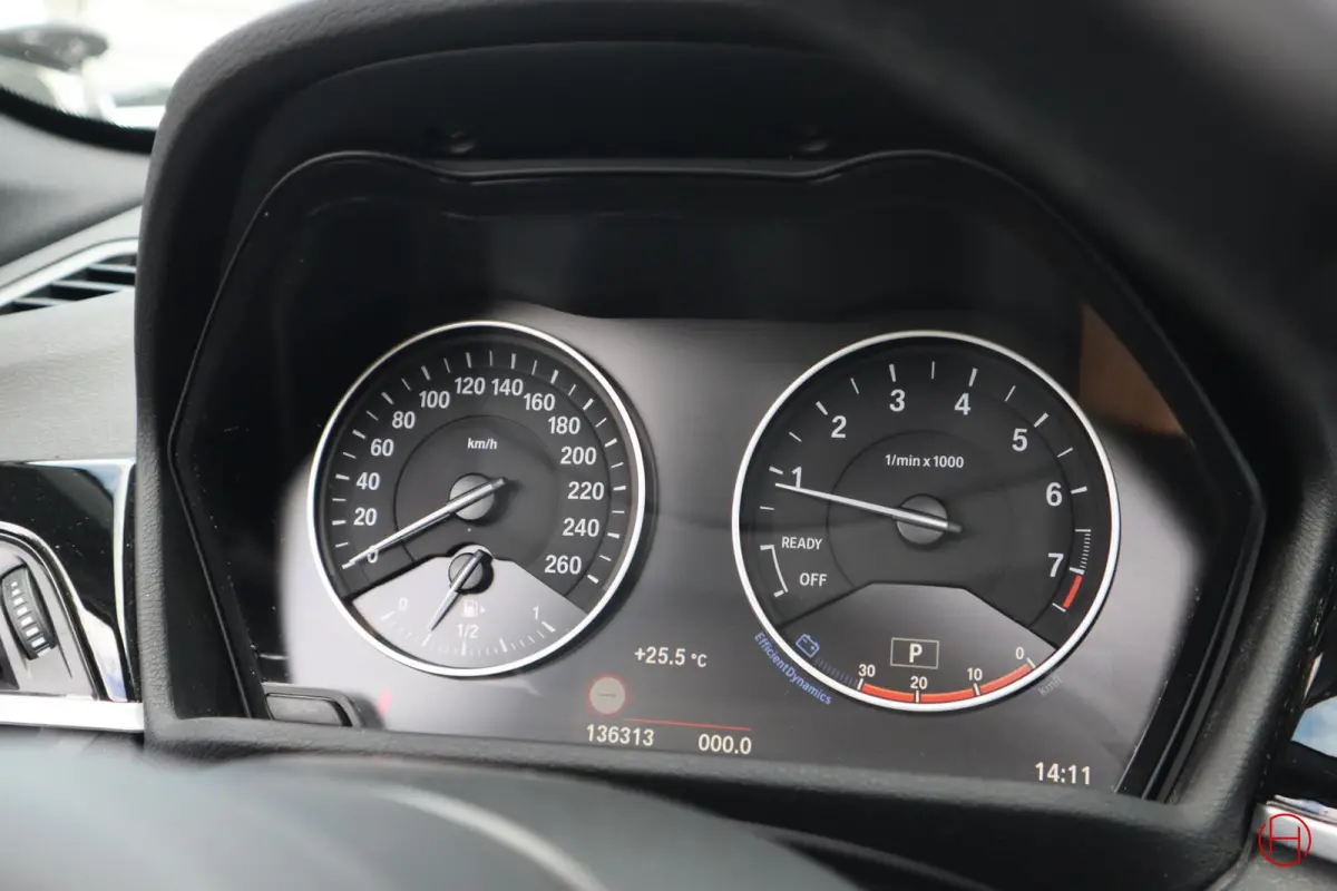 sDrive20i M-Sport / Panoramadak / Leder / Cruise / PDC