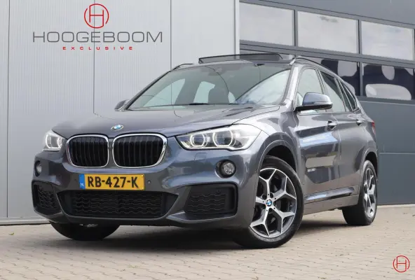 sDrive20i M-Sport / Panoramadak / Leder / Cruise / PDC