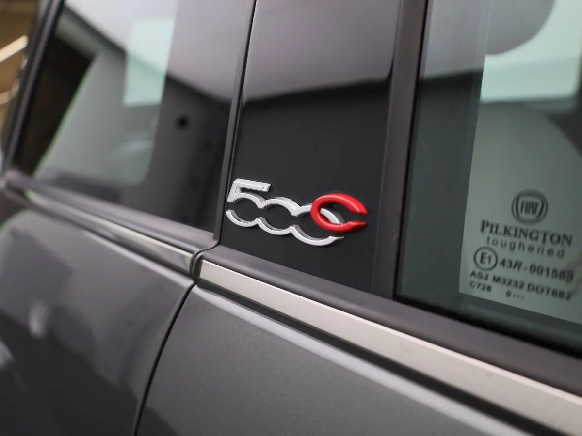 1.0 Hybrid Star | Cabrio | Parkeer sensoren | Navigatie | Half leder | LMV | Cruise control | Airco | Lage km stand