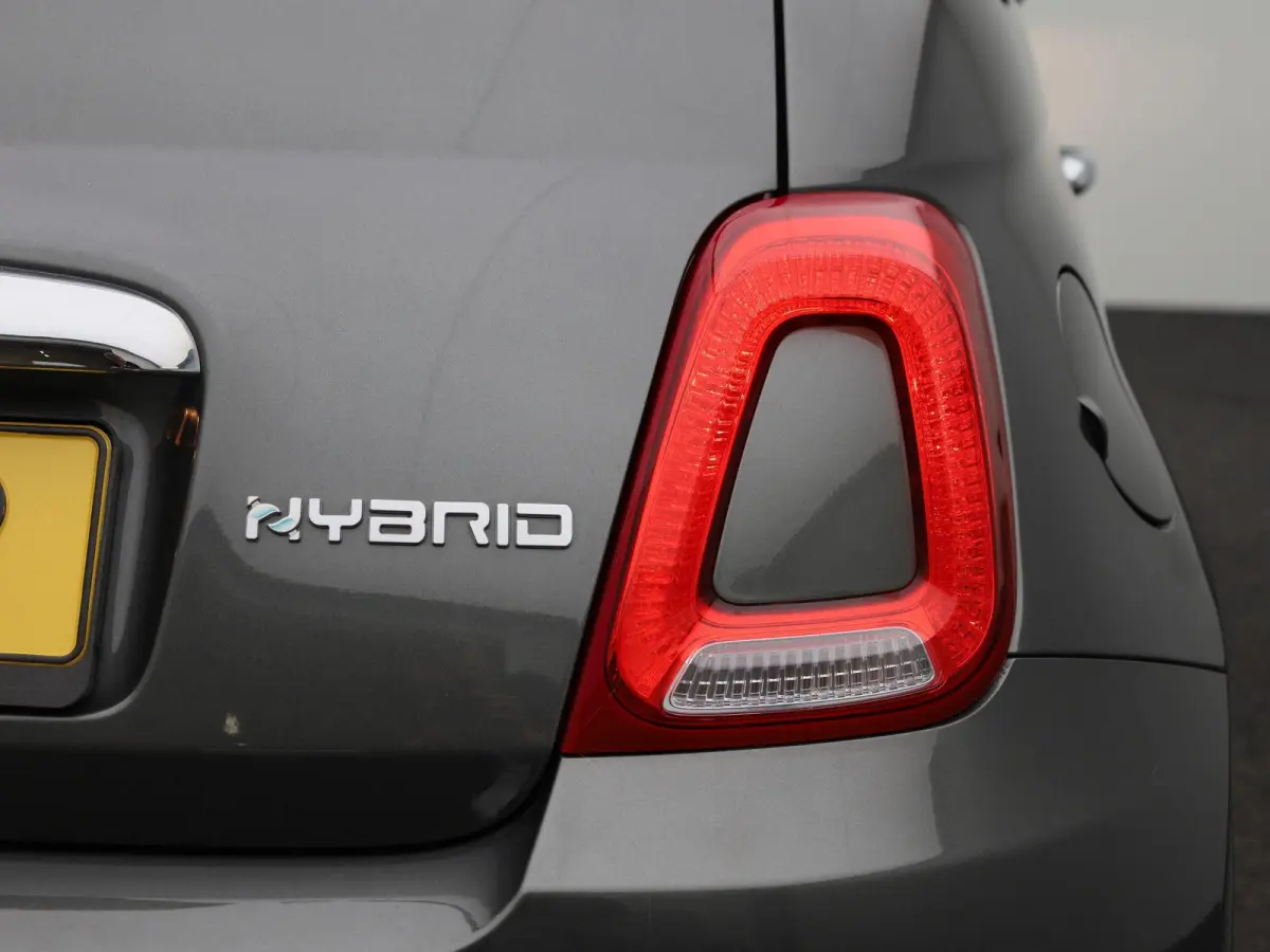 1.0 Hybrid Star | Cabrio | Parkeer sensoren | Navigatie | Half leder | LMV | Cruise control | Airco | Lage km stand