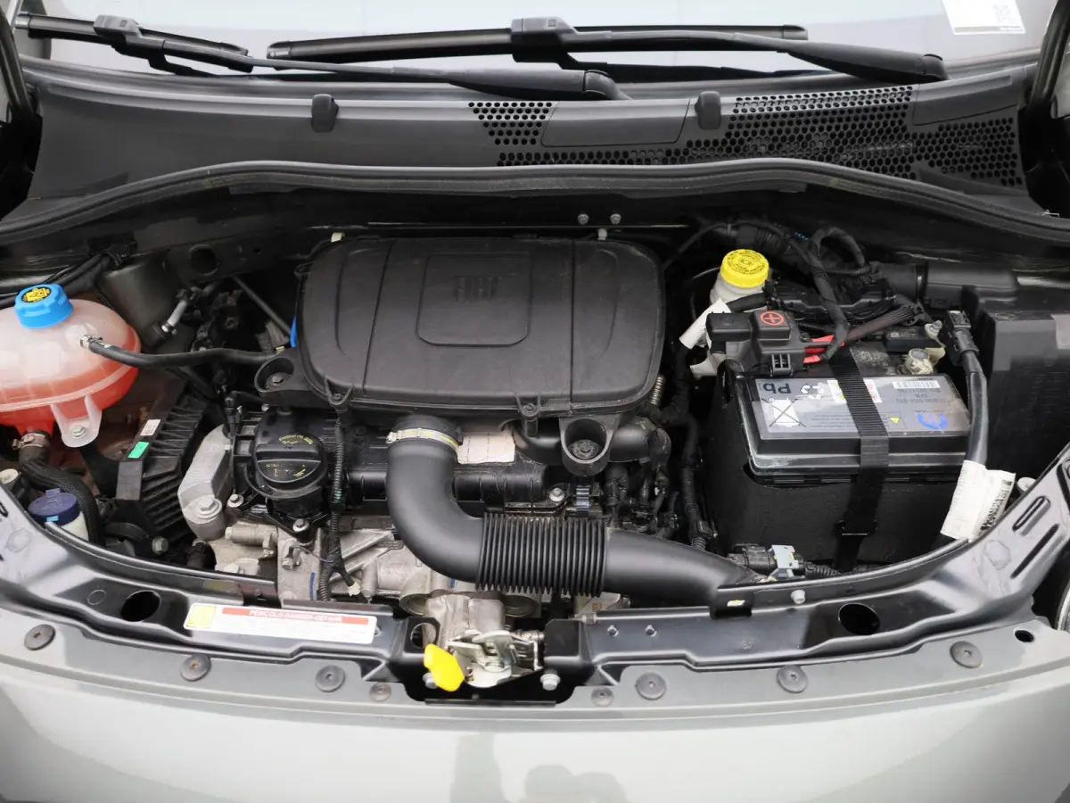 1.0 Hybrid Star | Cabrio | Parkeer sensoren | Navigatie | Half leder | LMV | Cruise control | Airco | Lage km stand