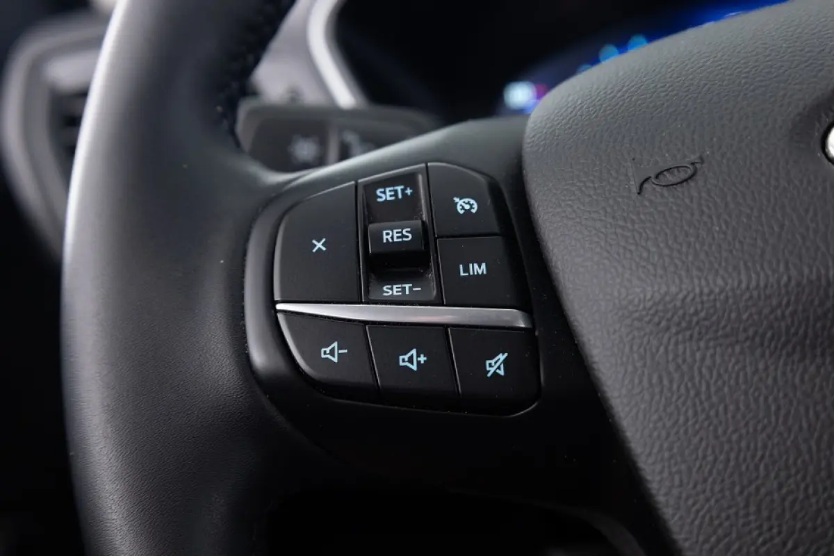 2.5 PHEV Cool&Connect | NAVI | Stoelverwarming | ECC