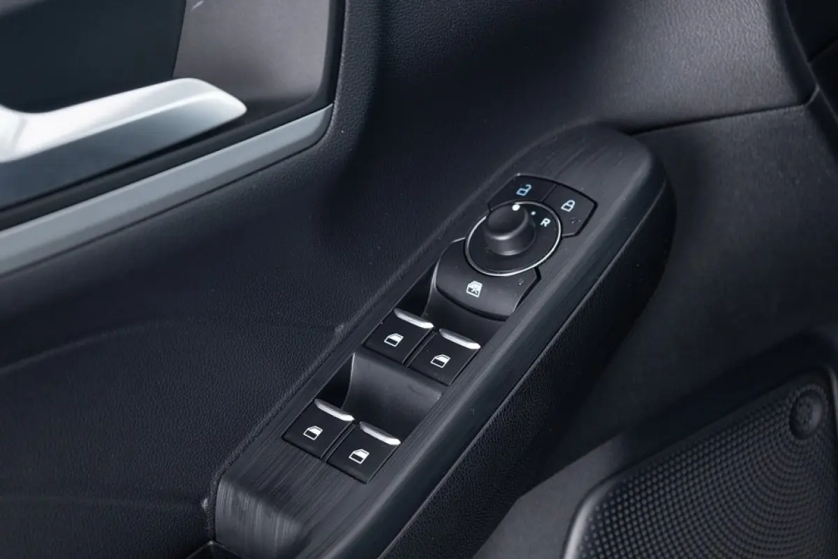 2.5 PHEV Cool&Connect | NAVI | Stoelverwarming | ECC